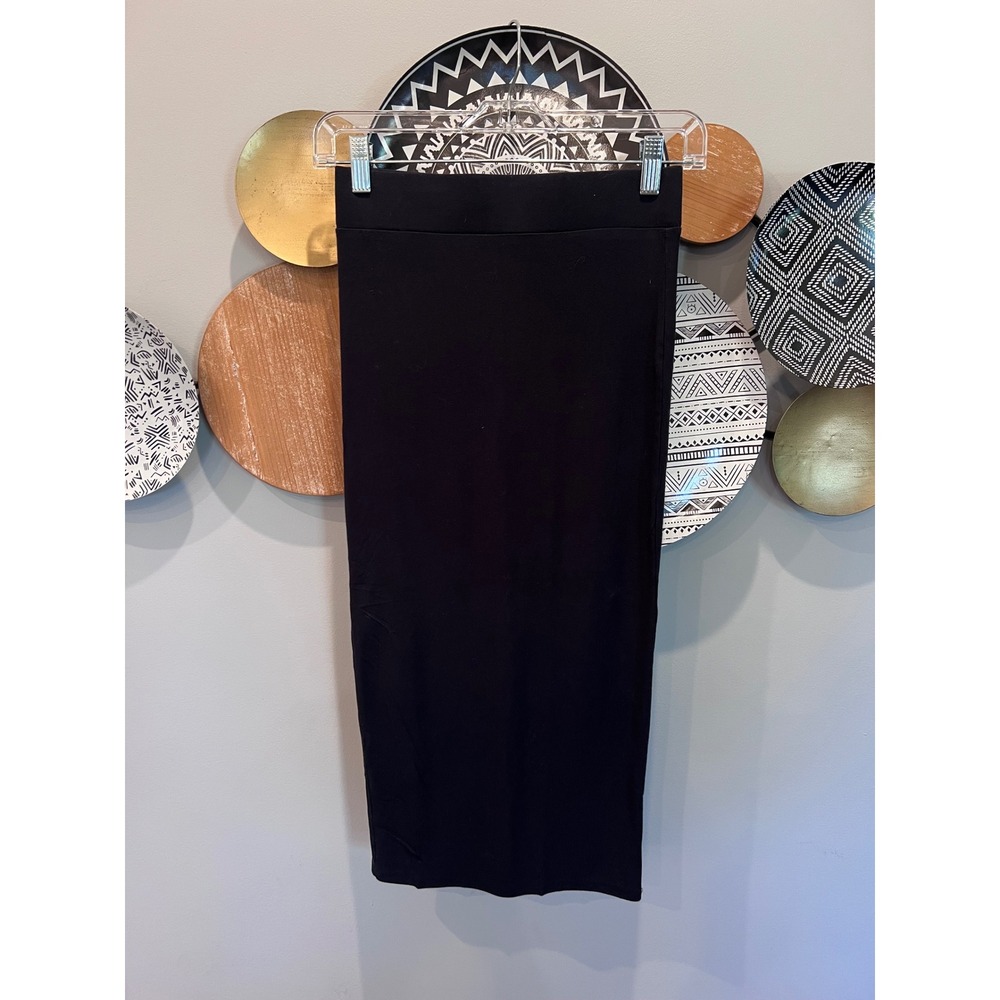 Forever 21 NWOT Black Bodycon Midi Skirt Size Small Elastic Waist Slim Fit